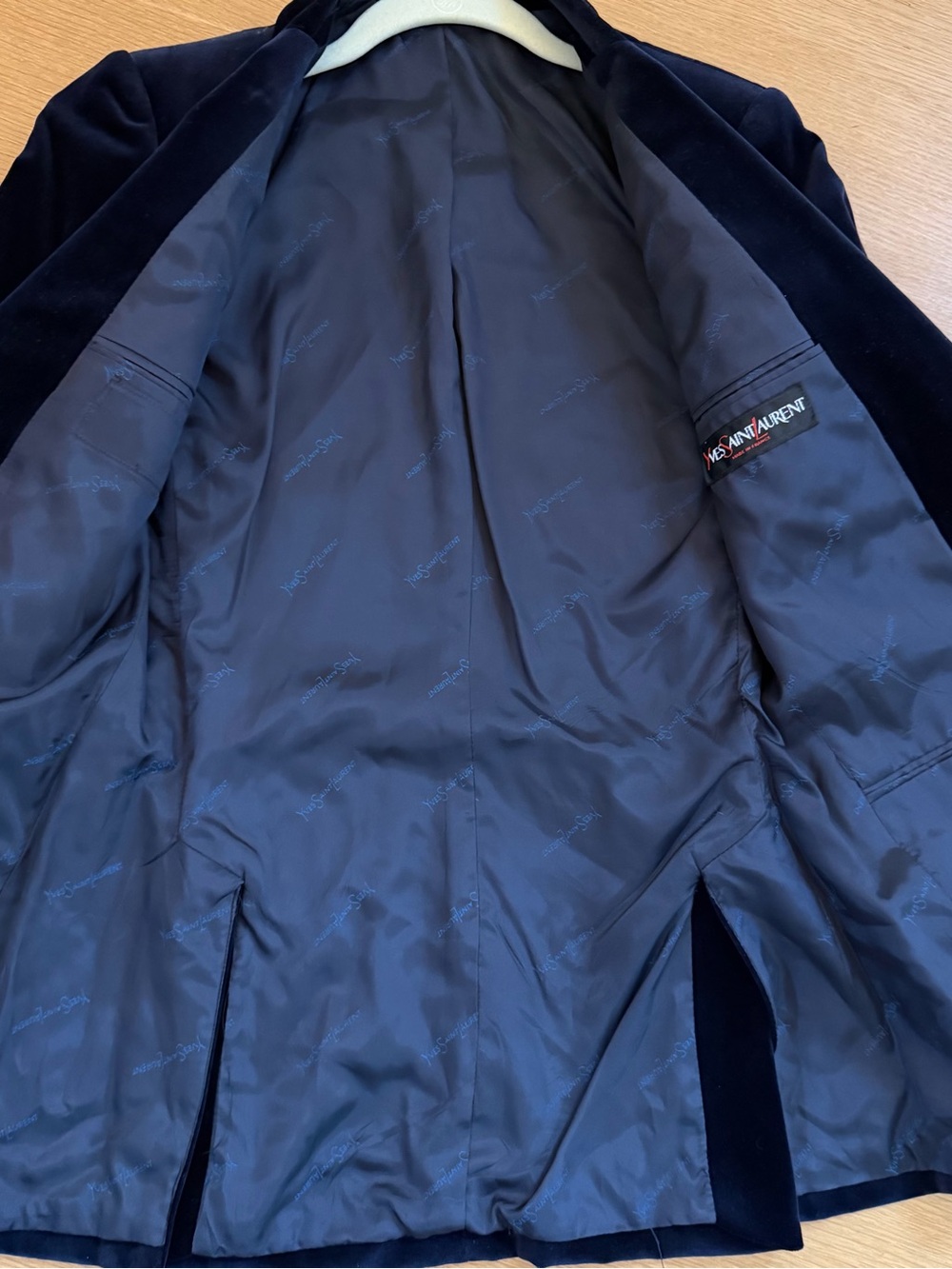 VTG 1970s Yves Saint Laurent DEADSTOCK navy velvet smoking jacket 37S - Picture 7 of 13